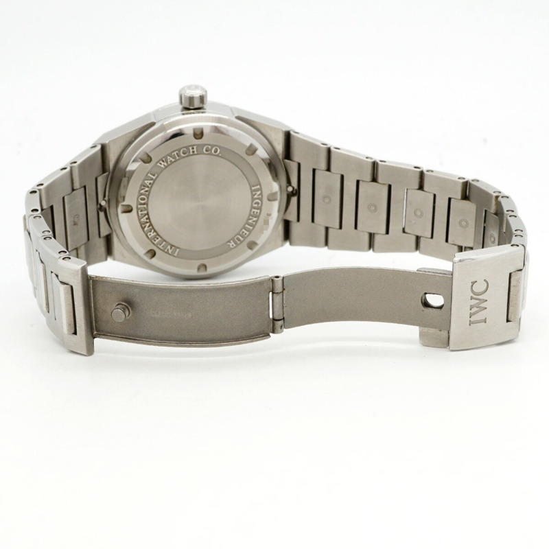 IWC 沙夫豪森工程師 IW322701 黑色錶盤男士手錶-3