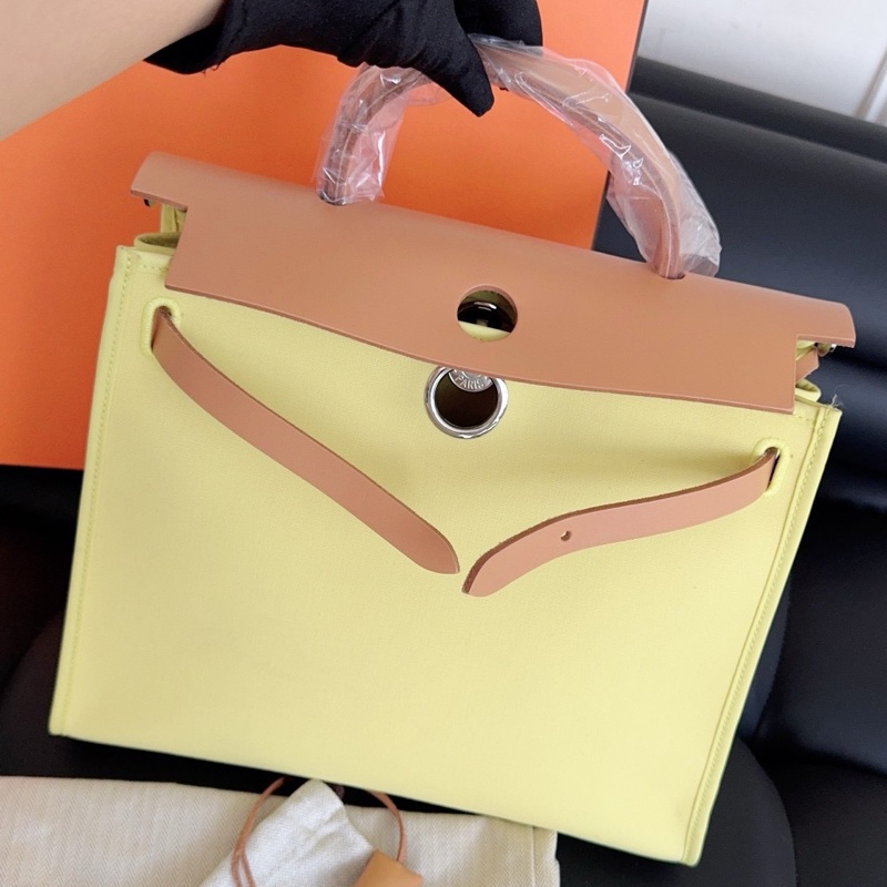 【近新閒置品】99新 Hermes愛馬仕herbag31 銀扣 外縫線 小雞黃 手提單肩斜挎包,框P刻-4