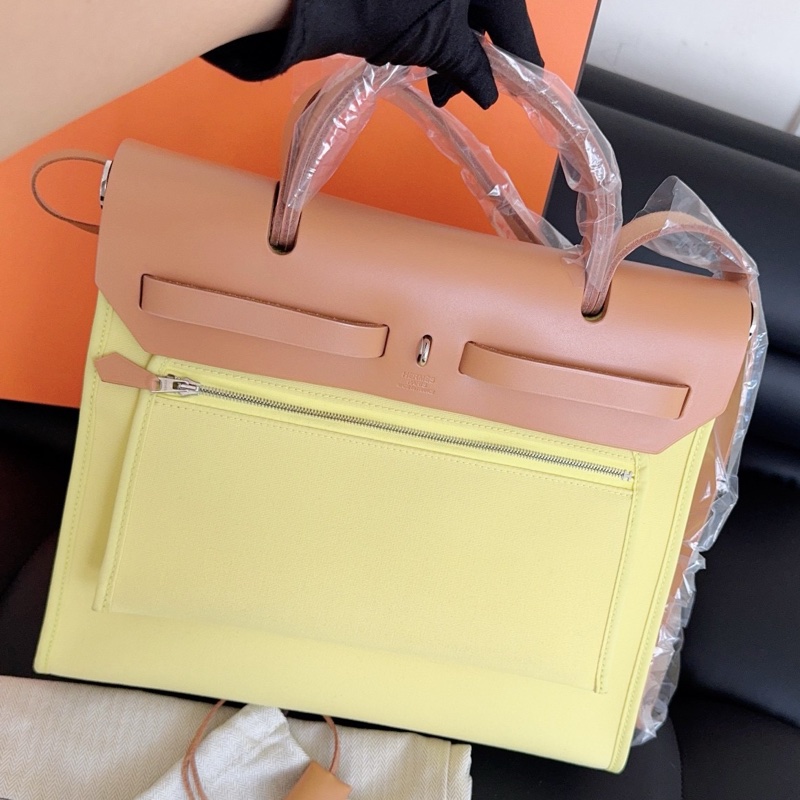 【近新閒置品】99新 Hermes愛馬仕herbag31 銀扣 外縫線 小雞黃 手提單肩斜挎包,框P刻-7
