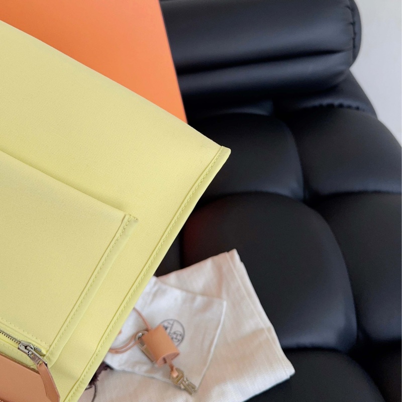【近新閒置品】99新 Hermes愛馬仕herbag31 銀扣 外縫線 小雞黃 手提單肩斜挎包,框P刻-10