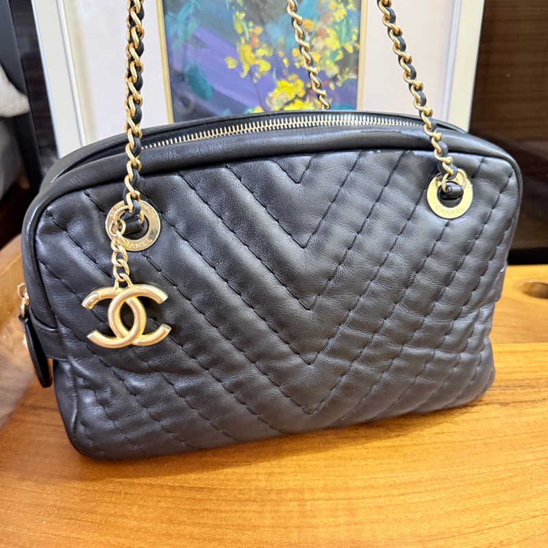CHANEL 香奈兒 黑色 耐用牛皮 皮穿鏈斜背包 內裡拉鍊膠膜還在✨-7
