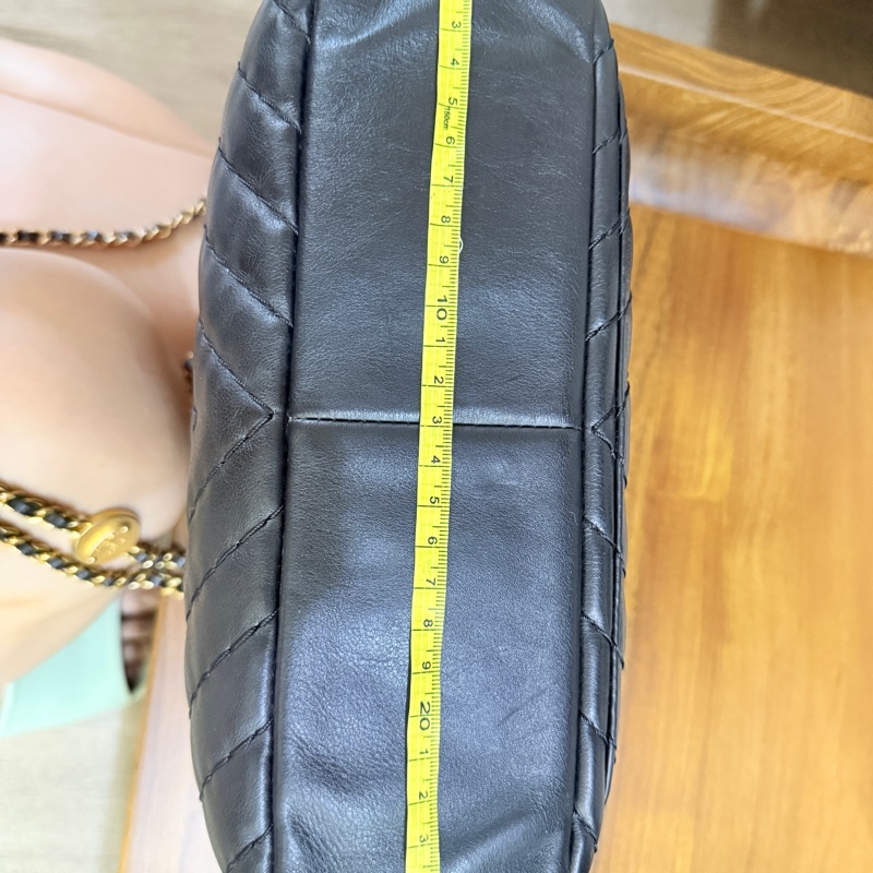 CHANEL 香奈兒 黑色 耐用牛皮 皮穿鏈斜背包 內裡拉鍊膠膜還在✨-56