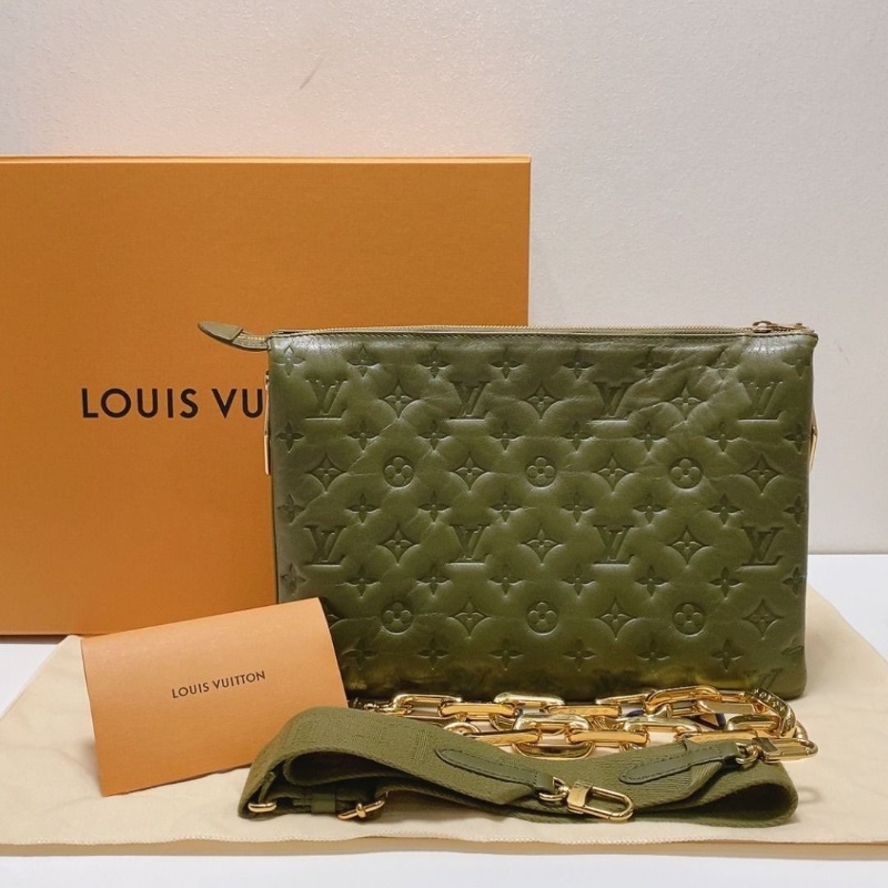 LV Coussin 老花滿logo綠色 中號鏈條包 34x24x12cm 9新 配件塵袋 鏈條 肩帶 盒子-0