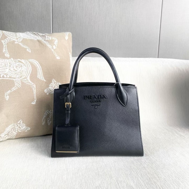 Prada Monochrome黑色手提斜背包26*20*14 9新 配件塵袋 購證 保卡 肩帶-6