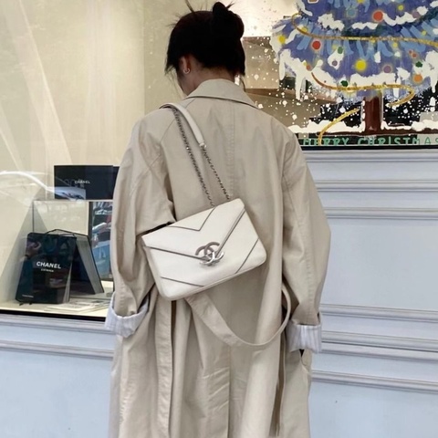 Chanel CF古巴系列口蓋包 鐳射23開 白銀 荔枝皮24*15*5.5 95新 配件塵袋