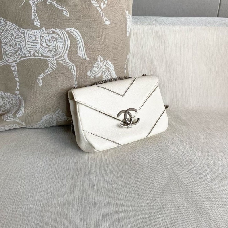Chanel CF古巴系列口蓋包 鐳射23開 白銀 荔枝皮24*15*5.5 95新 配件塵袋-6