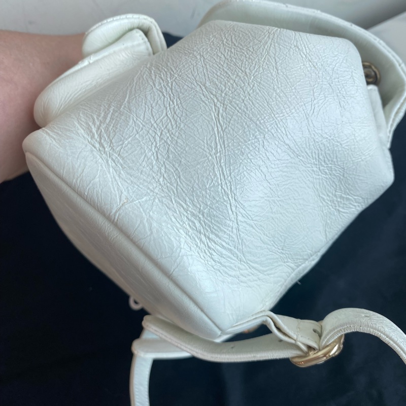 Chanel 雙肩包 小書包22cDuma 小號奶白色-10