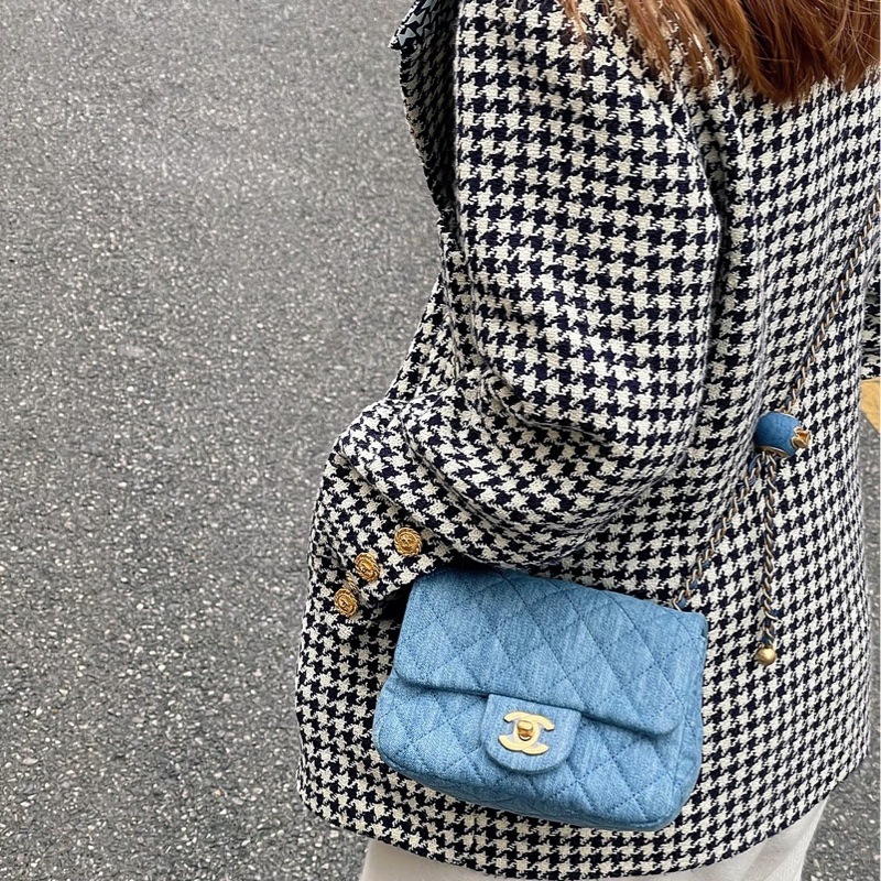 Chanel 牛仔金球方胖子-10