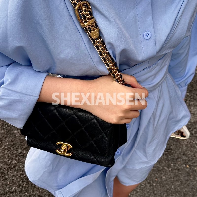 ️Chanel 粗鏈條肩背斜背包12*18*10 99新配件塵袋-0