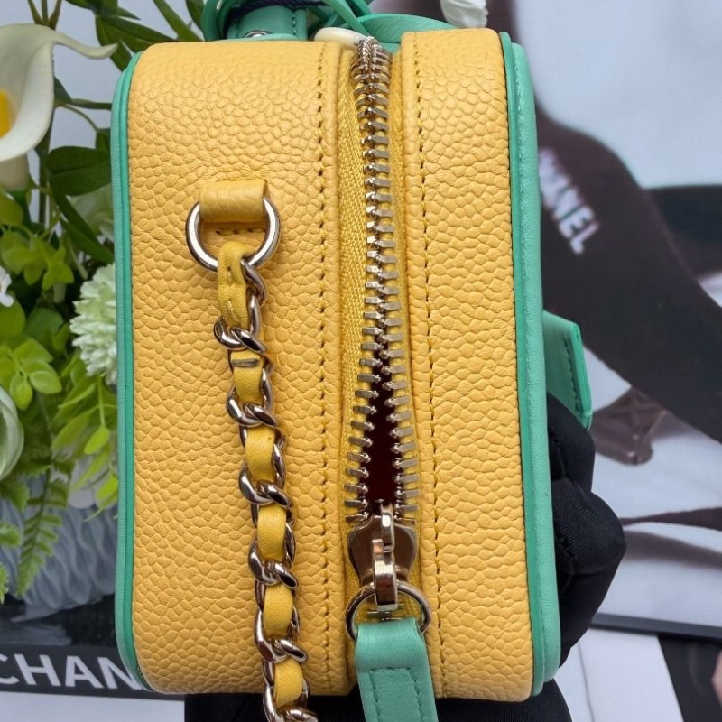 Chanel vanity casa 小號三拼色荔枝皮相機包 13* 17 *7 9新 配件塵袋-7