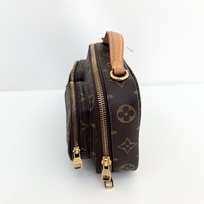 99新✨LV/路易威登 Utility Crossbody 走秀款 棕色老花手提包斜背包相機包 芯片款 男女駕馭都帥氣的款 💛正品保障-5