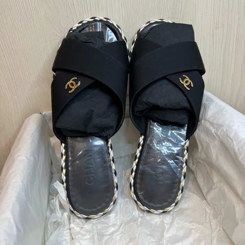 Chanel 交叉帶拖鞋 室內鞋