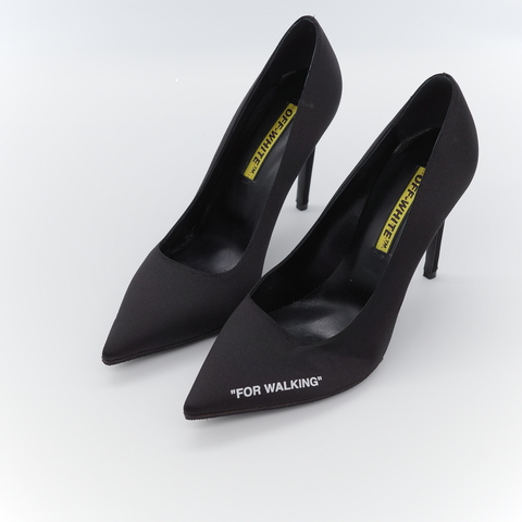 Off-White 歐法威 "FOR WALKING" 黑色 緞面 100mm 尖頭高跟鞋