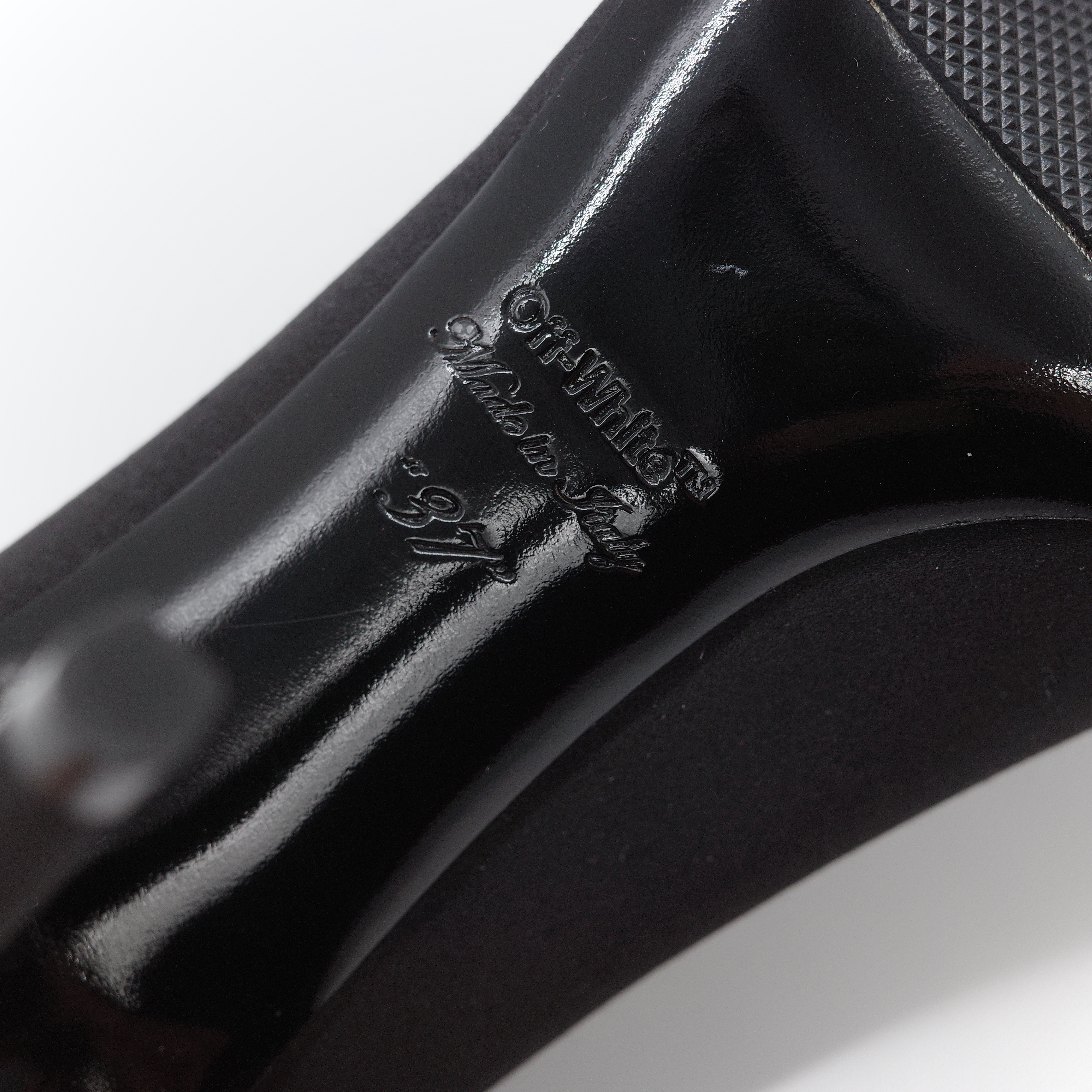 Off-White 歐法威 "FOR WALKING" 黑色 緞面 100mm 尖頭高跟鞋-7