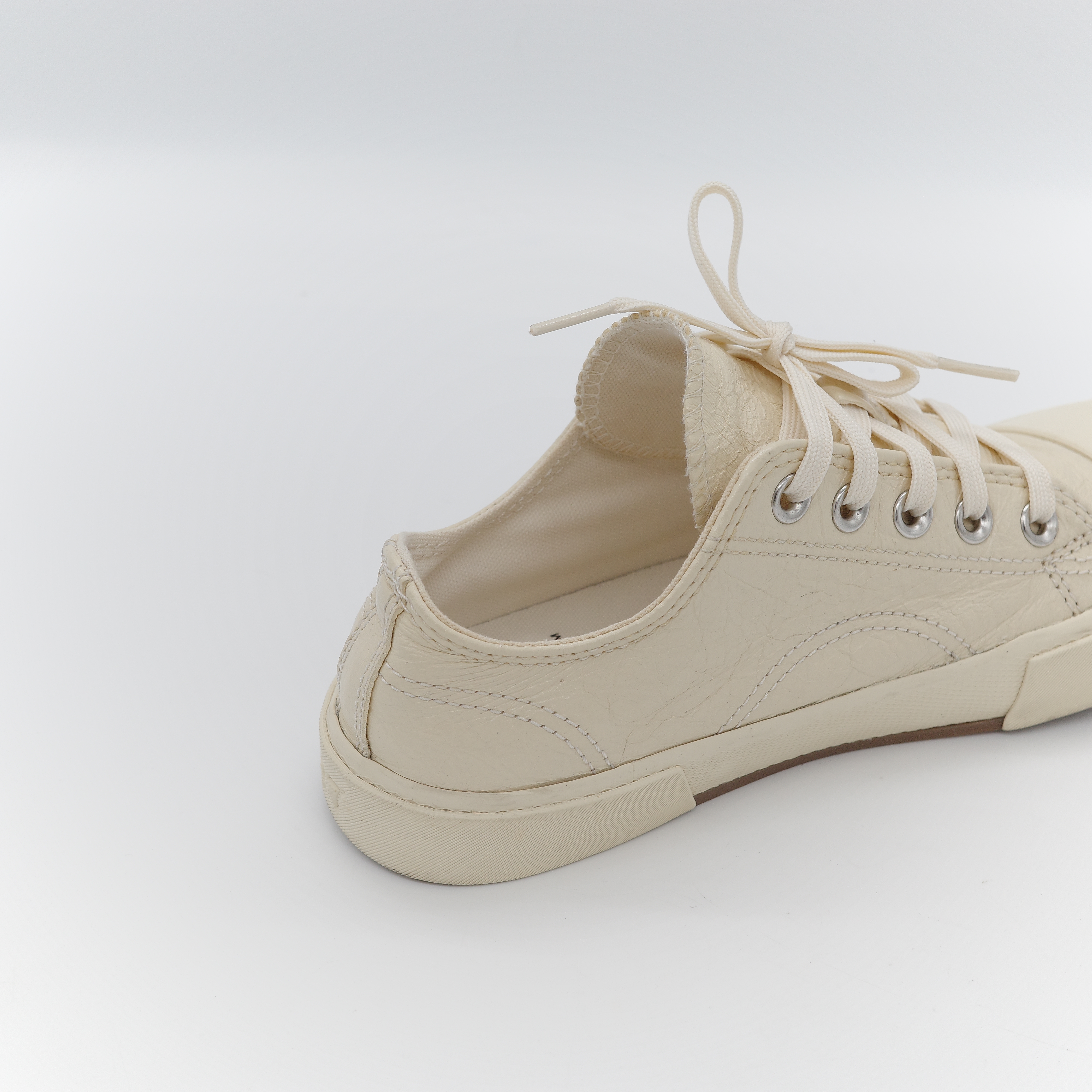 Balenciaga 巴黎世家 Paris 奶油色 皮革 低筒運動鞋-1