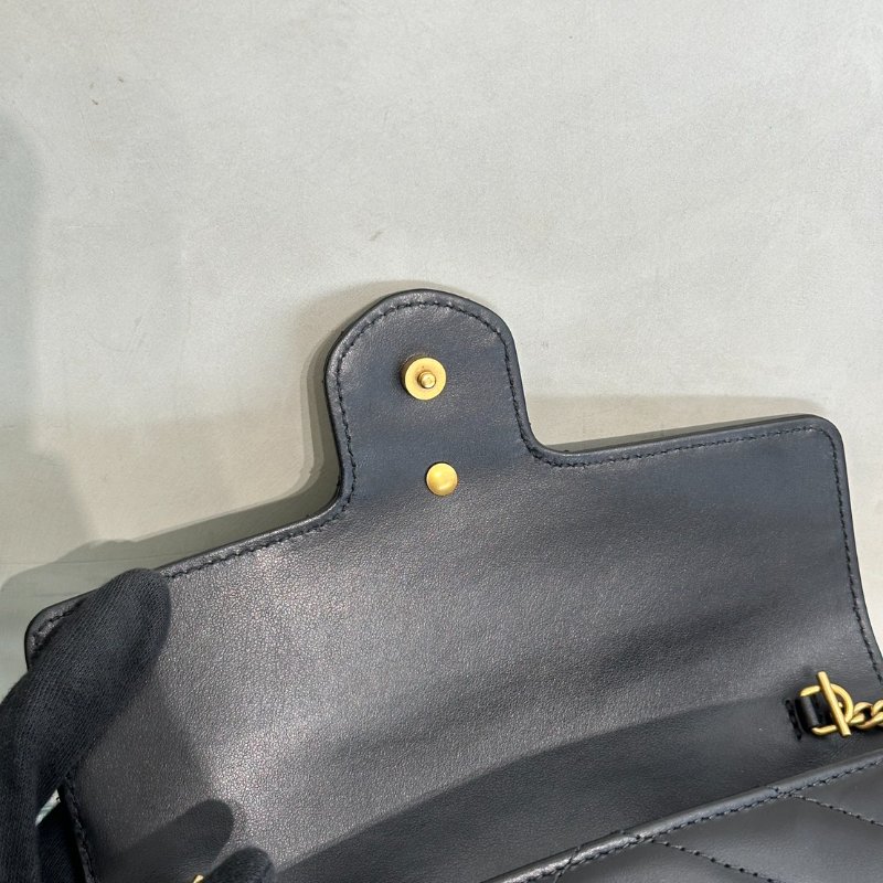 GUCCI Marmont Matelasse新款斜背包 - 21 黑金-9