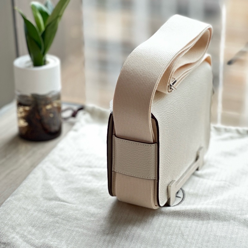 💖正品✨閒置新Hermes/愛馬仕 Gate 木屐包斜背包 奶油白 銀扣 U刻-1