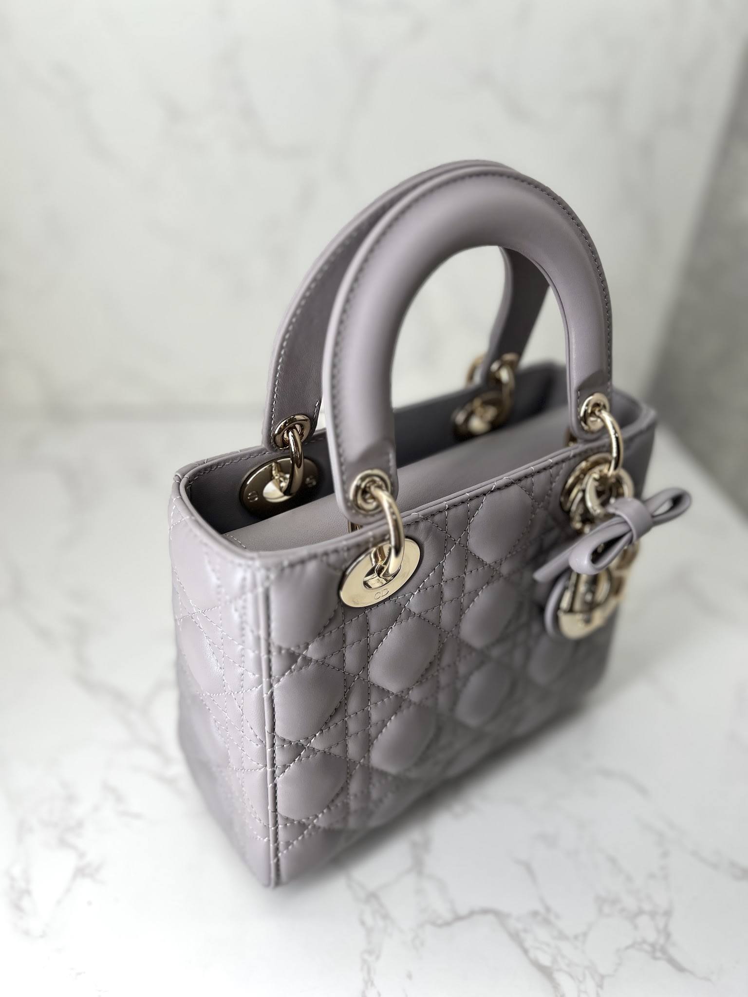 香緹國際精品 Dior 新蝴蝶結款 LADY DIOR 四格 黛妃包 1012-1
