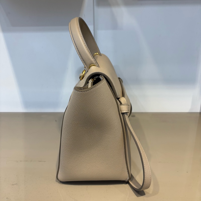 Celine 奶茶牛皮Belt Bag Micro 鯰魚包-2