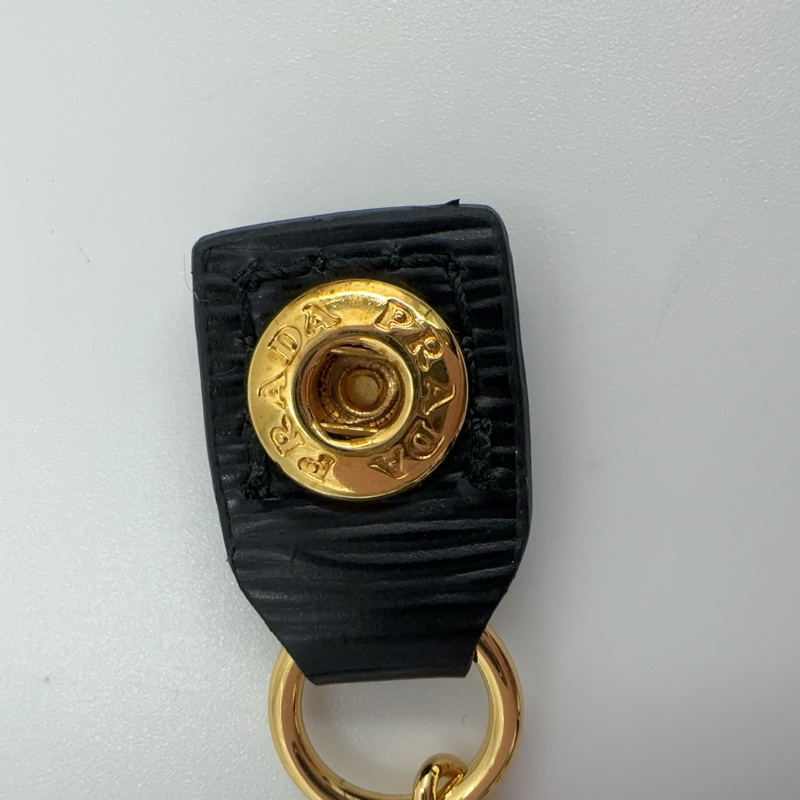 Prada黑色水波紋牛皮金三角牌附證件卡套下蓋雙釦長夾1MH132-14