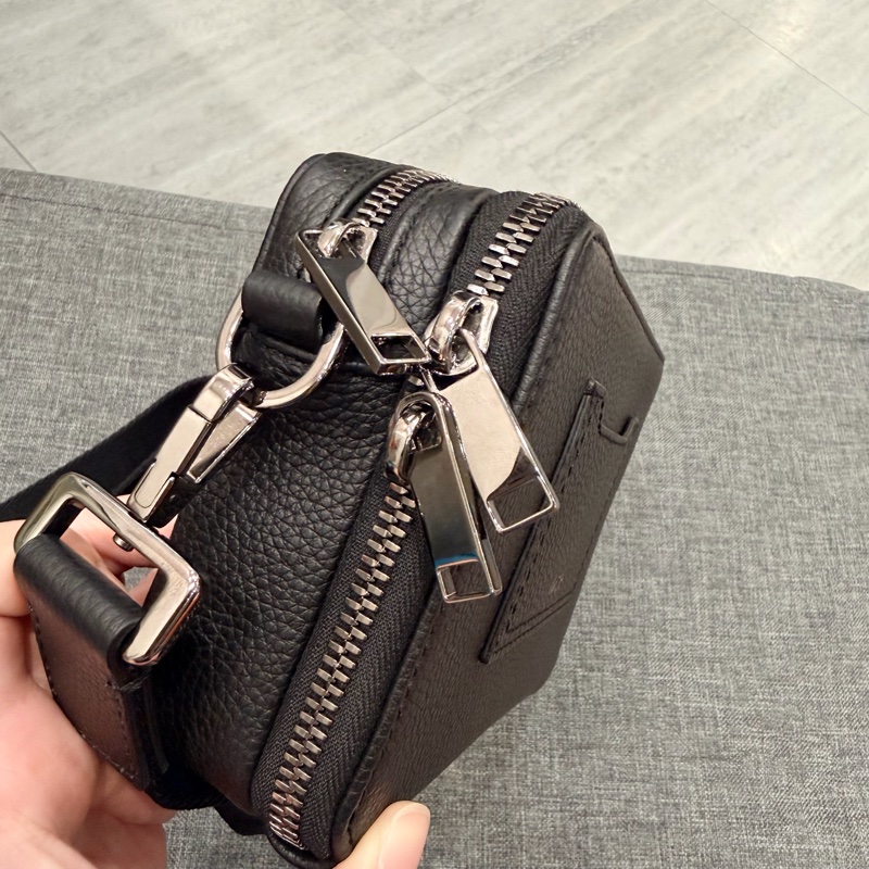 Dior 荔枝牛皮 雙拉鏈 相機包 斜背包 黑-7