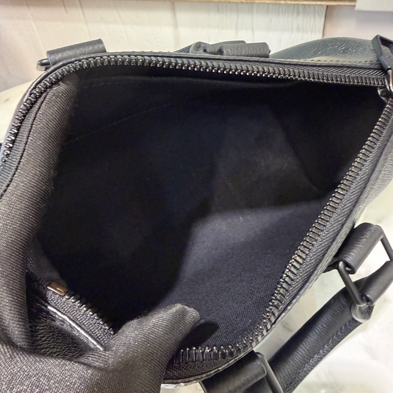 LV 黑原花拼黑牛皮Keepall Bandouliere25黑釦一字拉手提肩斜背包M28369-5