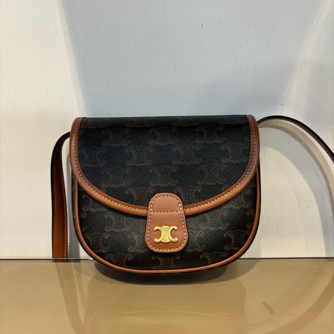 Celine Mini Besace Triomphe 馬鞍包