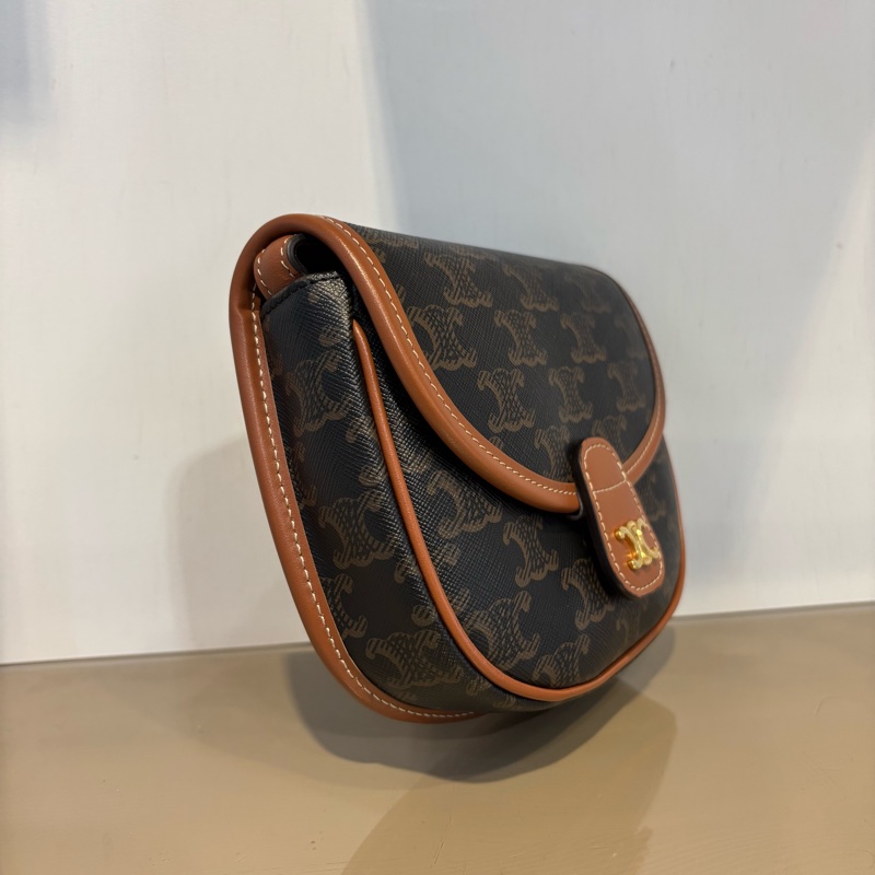 Celine Mini Besace Triomphe 馬鞍包-3