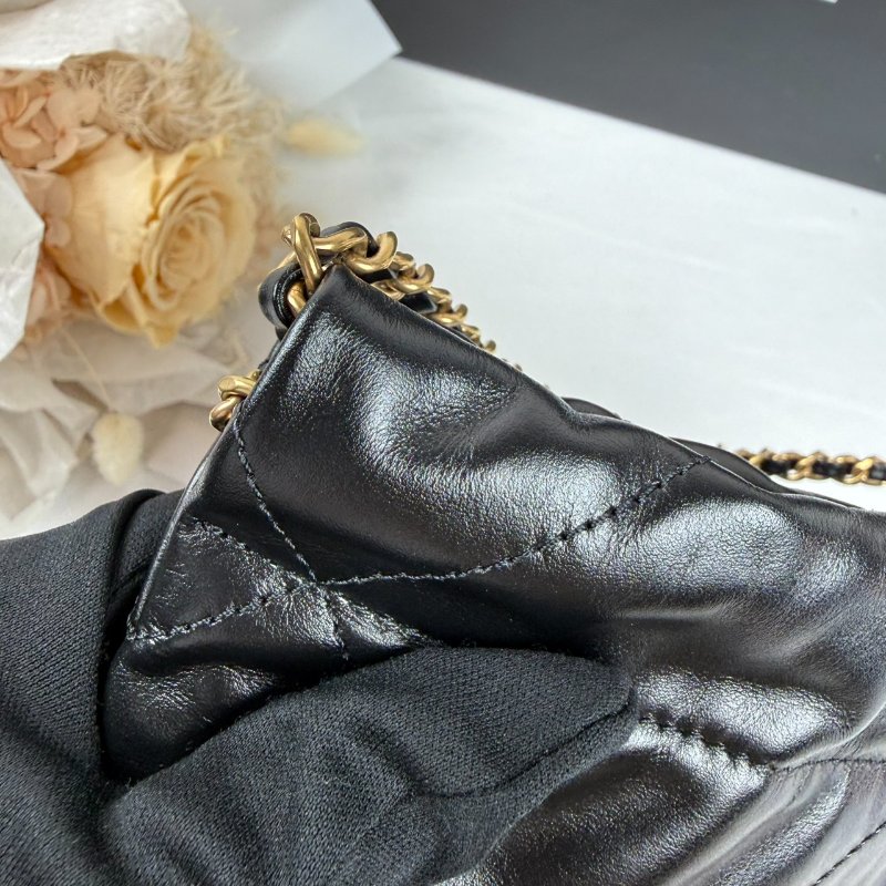 近新 未使用 CHANEL 香奈兒 22 Bag Mini 黑色金釦 鍊條包-8