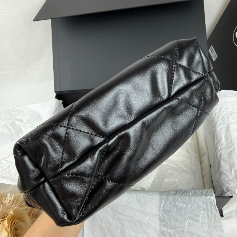 近新 未使用 CHANEL 香奈兒 22 Bag Mini 黑色金釦 鍊條包-12