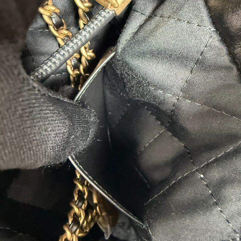 近新 未使用 CHANEL 香奈兒 22 Bag Mini 黑色金釦 鍊條包-14