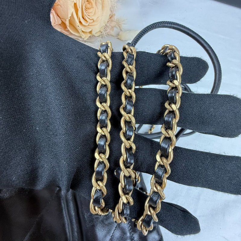 近新 未使用 CHANEL 香奈兒 22 Bag Mini 黑色金釦 鍊條包-20