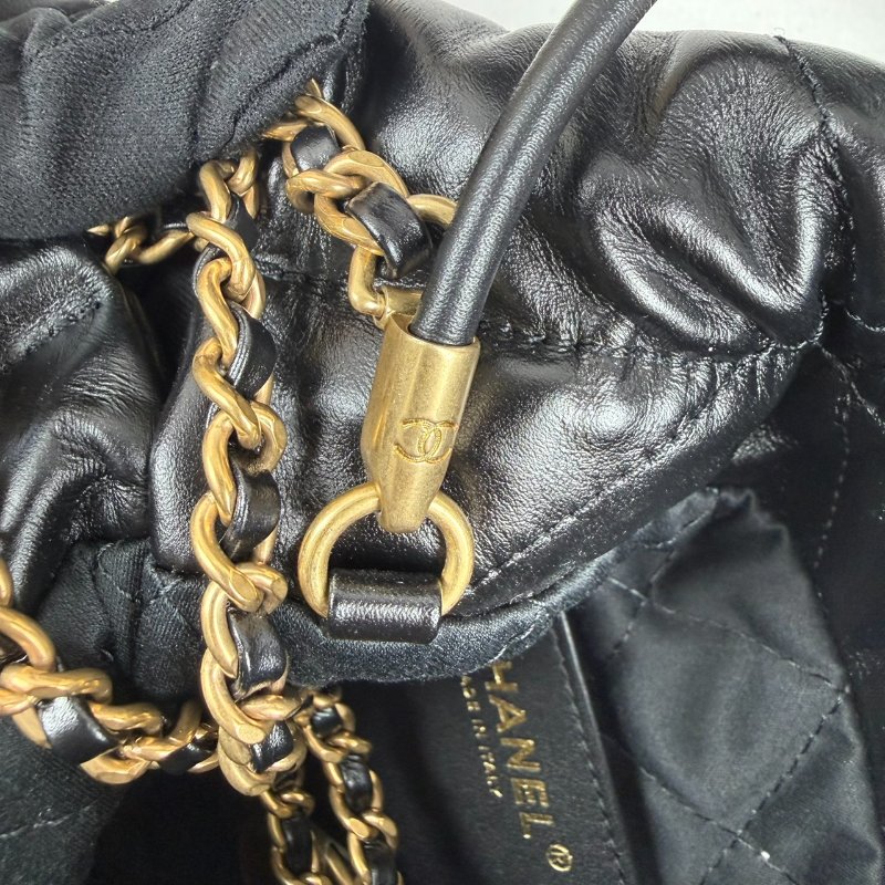 近新 未使用 CHANEL 香奈兒 22 Bag Mini 黑色金釦 鍊條包-24