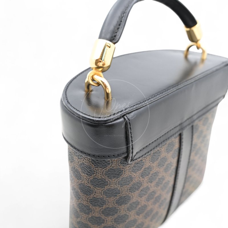 中古 Celine 賽琳 復古黑色 Macadam老花圖案 小手袋 化妝箱-9