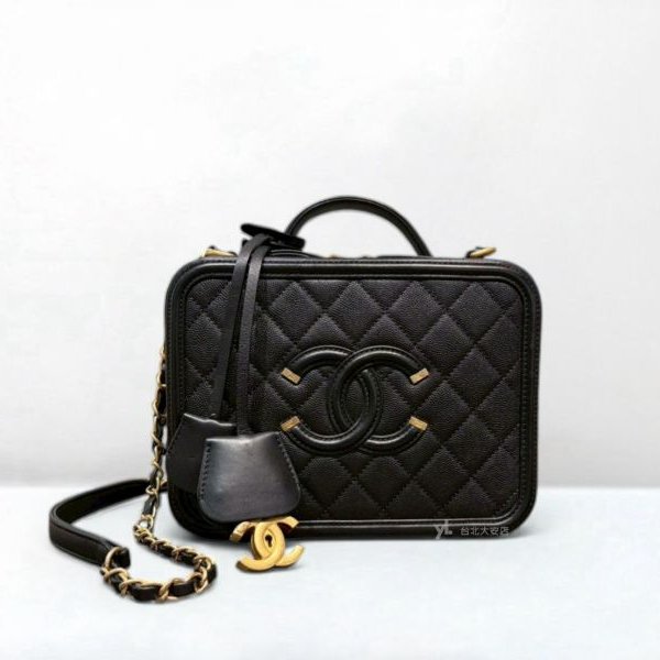 A13043-Chanel Vanity Case黑金荔枝牛皮中型化妝箱包A93-0