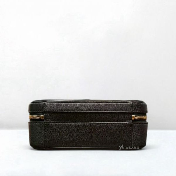 A13043-Chanel Vanity Case黑金荔枝牛皮中型化妝箱包A93-4