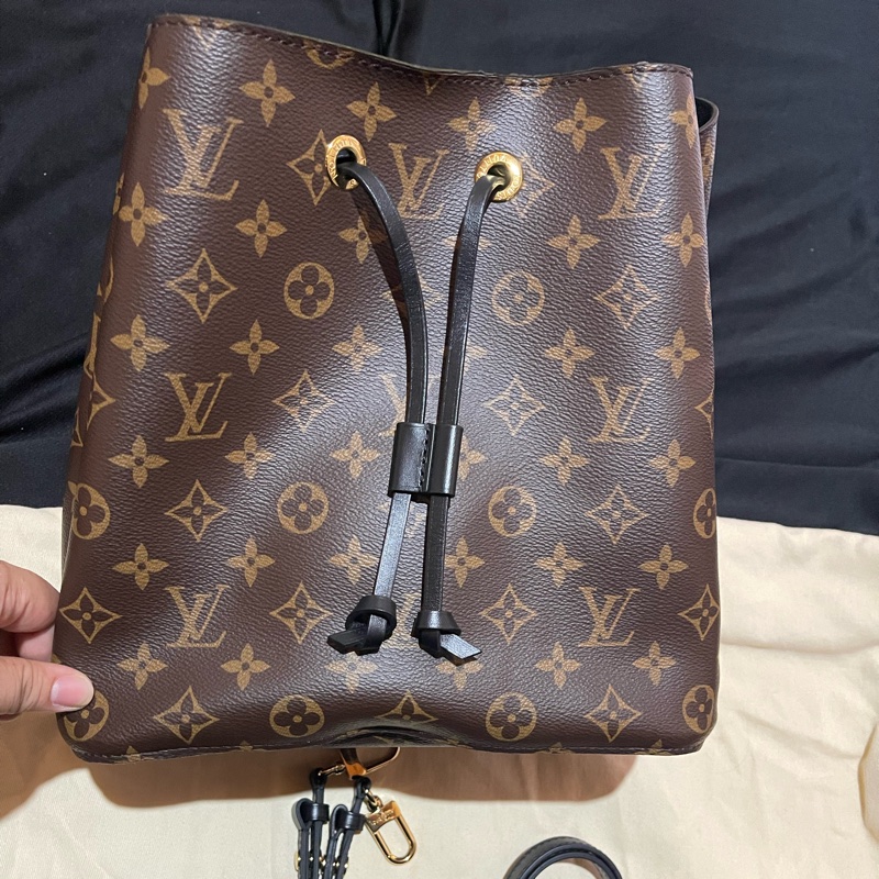 Louis Vuitton NeoNeo 金釦黑水桶包 肩背包 手提包-8