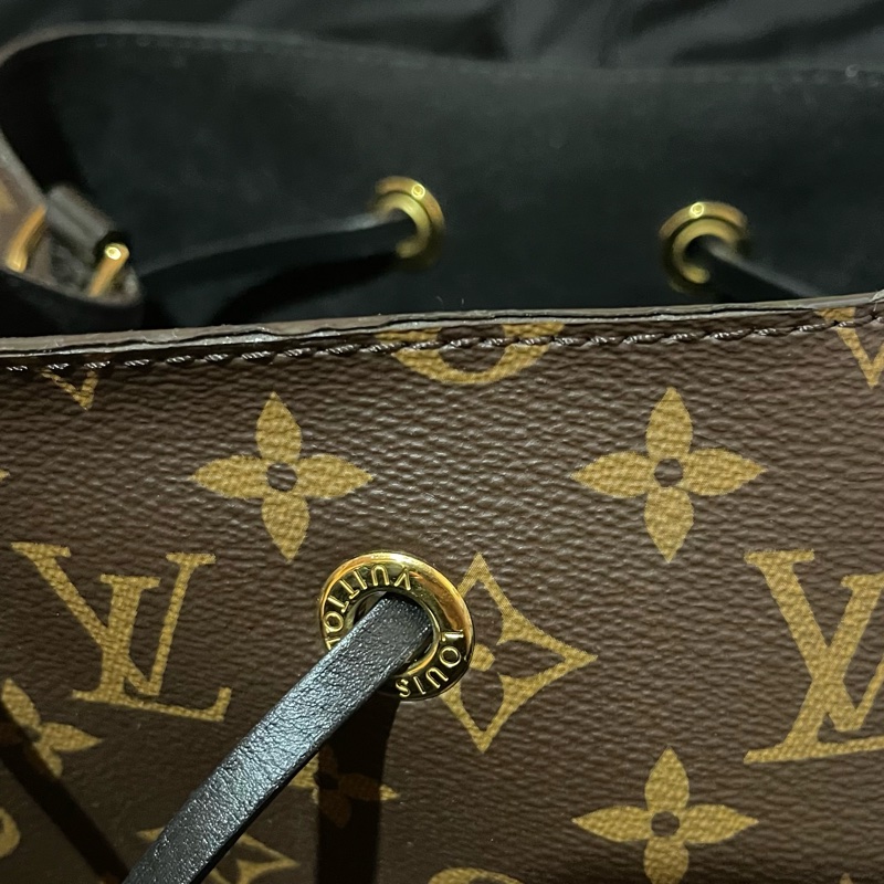 Louis Vuitton NeoNeo 金釦黑水桶包 肩背包 手提包-39