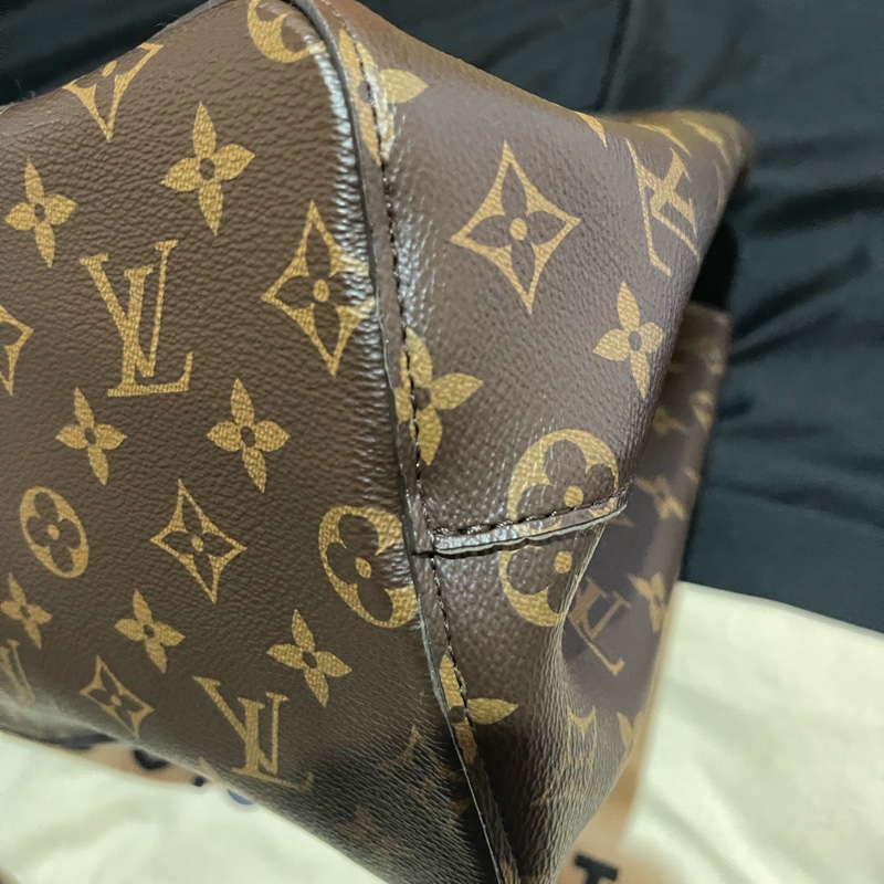 Louis Vuitton NeoNeo 金釦黑水桶包 肩背包 手提包-43
