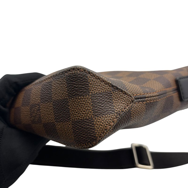 【美收精品】LOUIS VUITTON 老花棋盤格肩背包 C-513【隔月月中將轉賣至日本 上架期限30天】-6