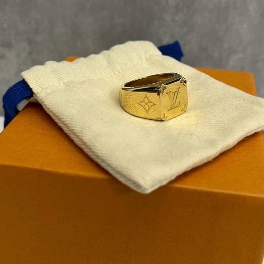 Louis Vuitton Monogram Signet Ring 金色印章戒指-8