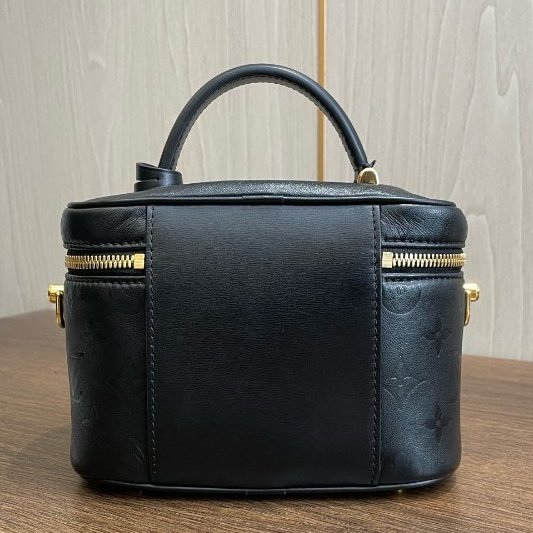 路易威登/Louis Vuitton 黑色全皮化粧盒-1