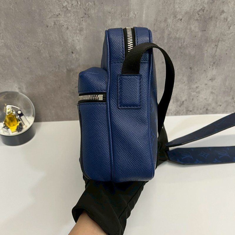 Louis Vuitton M30242 outdoor Monogram 藍色老花拼皮郵差包-7