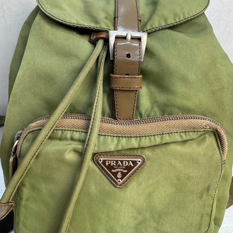 【赫蒂國際精品】 Prada 經典軍綠色尼龍後背包 vintage 二手 中古-15