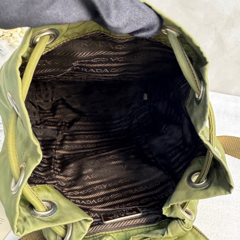 【赫蒂國際精品】 Prada 經典軍綠色尼龍後背包 vintage 二手 中古-25
