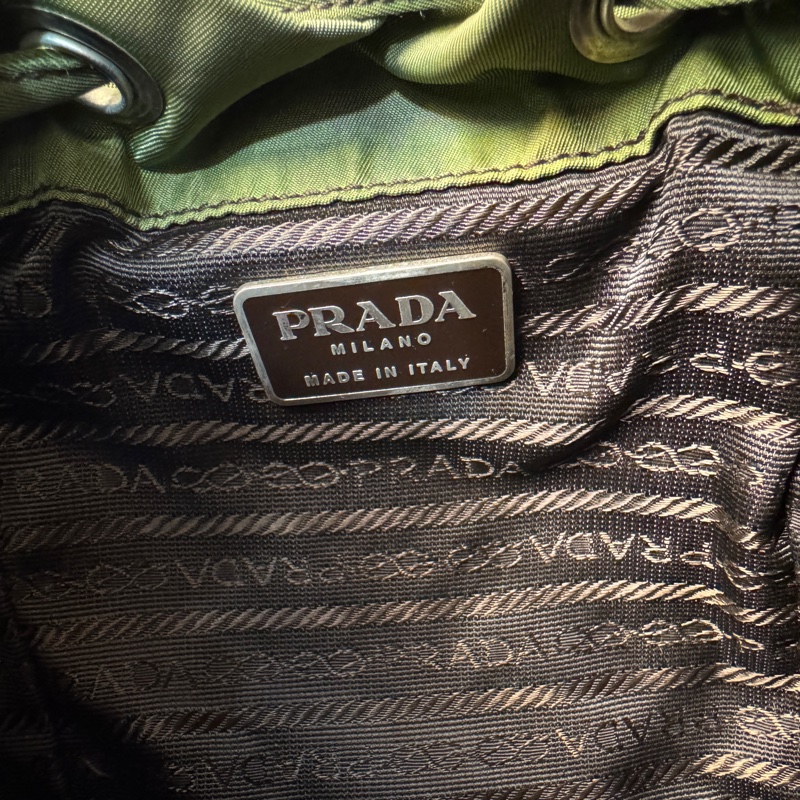 【赫蒂國際精品】 Prada 經典軍綠色尼龍後背包 vintage 二手 中古-26