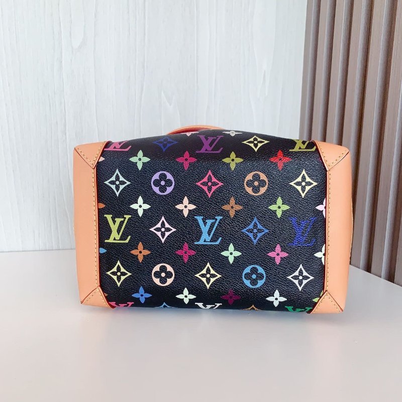 路易威登/Louis Vuitton 黑三彩 薇薇安-4