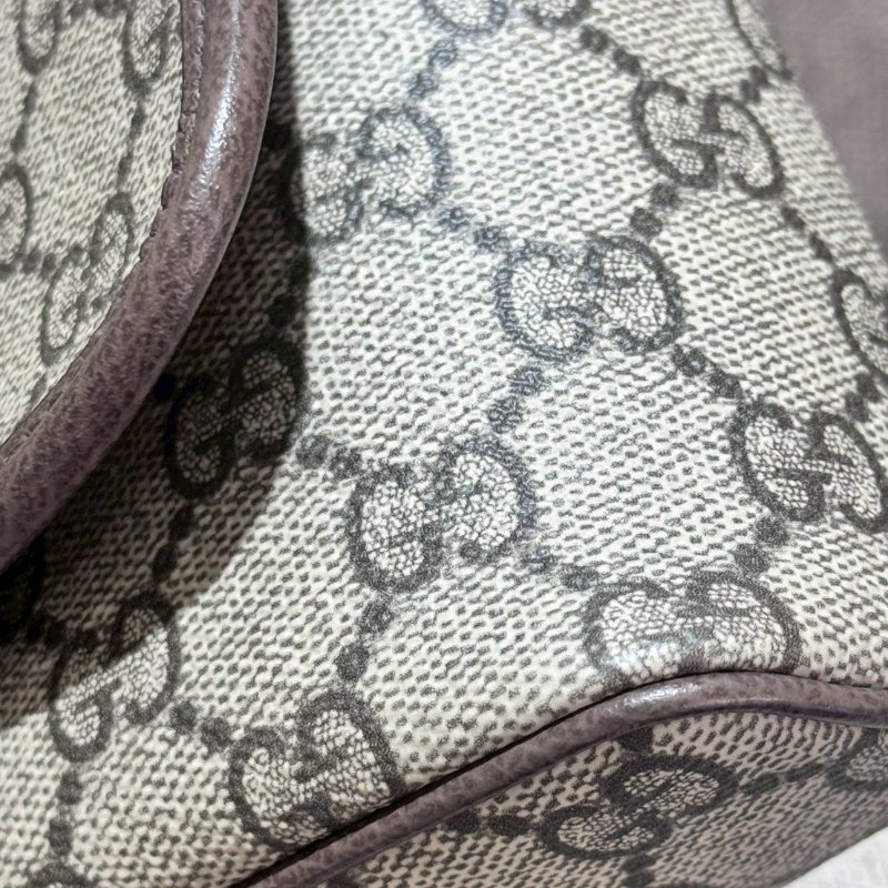 GUCCI Ophidia 系列迷你斜背包-6