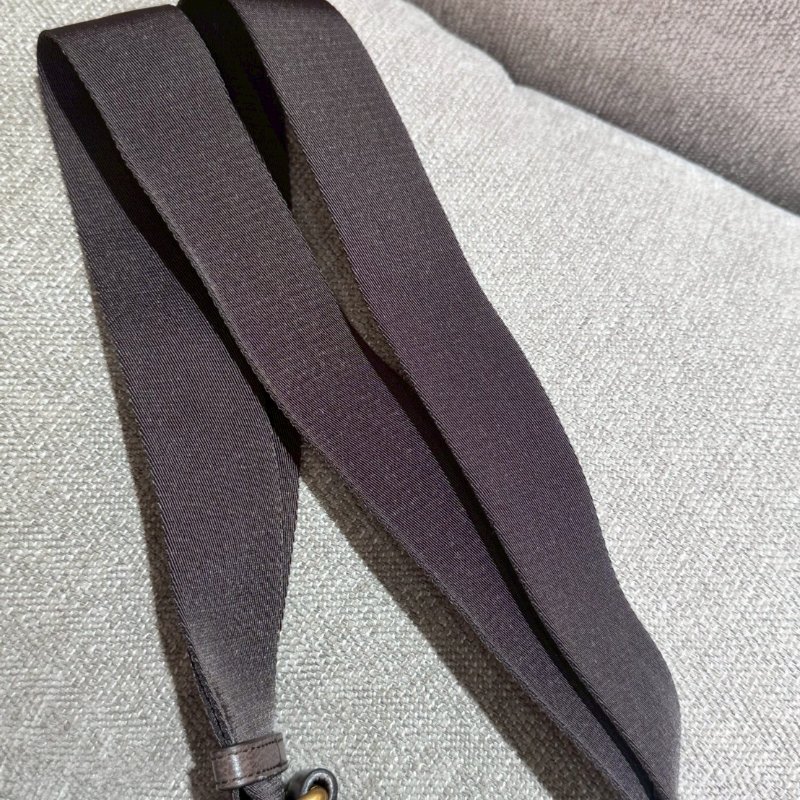 GUCCI Ophidia 系列迷你斜背包-15