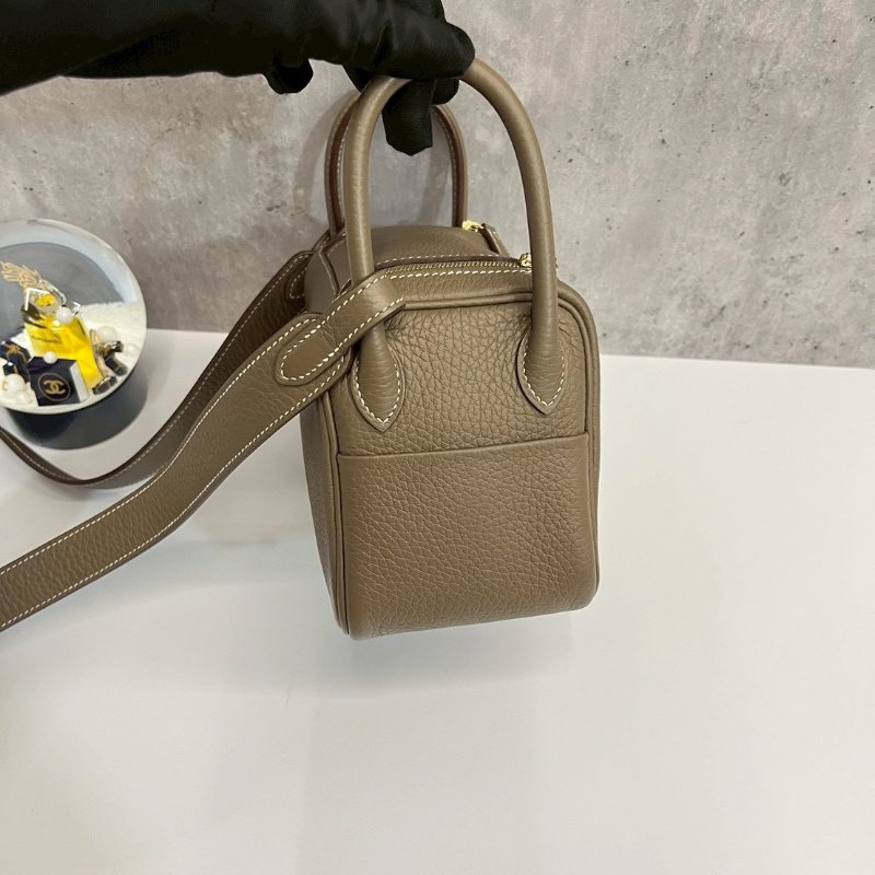 Hermes Mini Lindy二代 大象灰 金釦 W刻TC皮-4